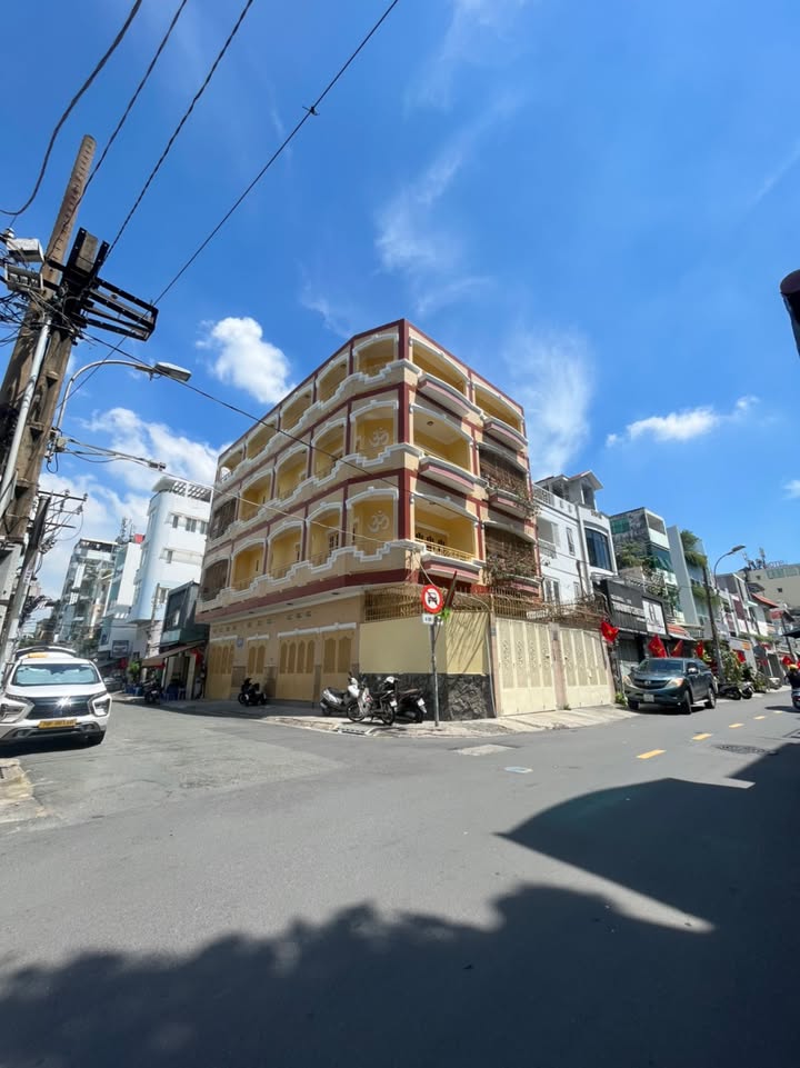 Nhà nguyên căn đường Trần Khánh Dư, quận 1, 60m² - Khu văn phòng tập trung!