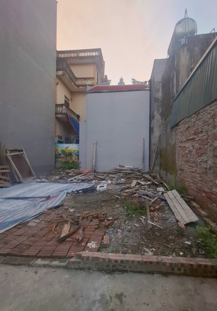 Đất nền Thạch Bàn Long Biên 50m² giá 5.8 tỷ - Đầu tư sinh lời bền vững!