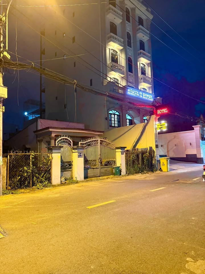 Nhà mặt tiền đường Tân Thới Hiệp 14, quận 12, diện tích 150m² - Tiềm năng lớn đầu tư!