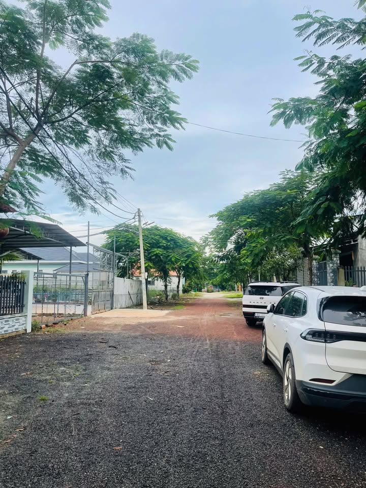 Đất nền Tiến Hưng, Đồng Xoài 300m² giá 1.1 tỷ - Cơ hội đầu tư tuyệt vời!