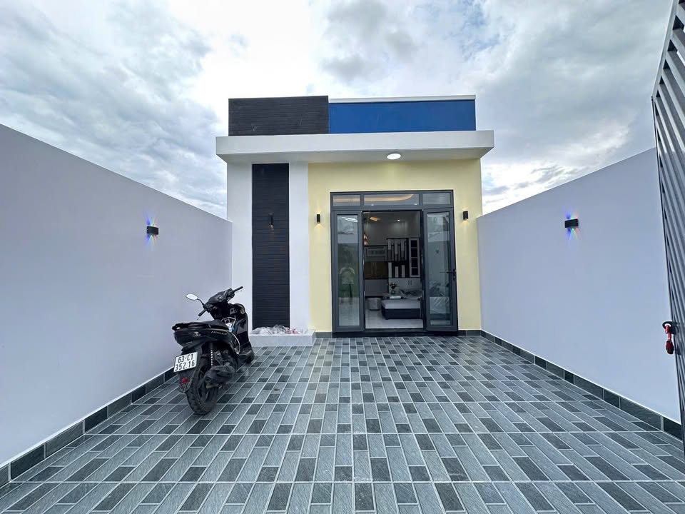 Nhà mới xây Phước Thạnh, Mỹ Tho 95m² giá 1.6 tỷ - Gần Bệnh viện Đa khoa Tiền Giang!