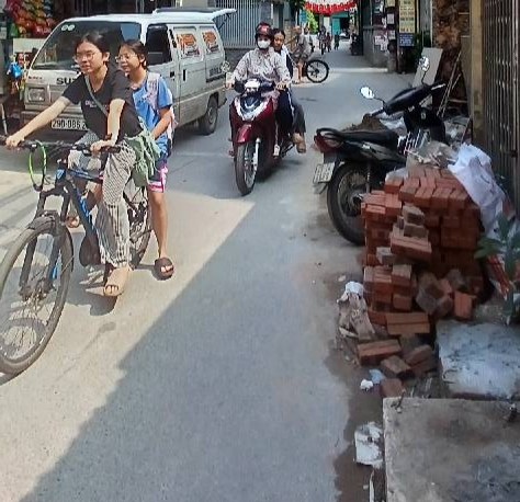 Nhà 5 tầng Xuân Đỉnh 58m² giá 1-2 tỷ - Kinh doanh sầm uất, ô tô tránh!