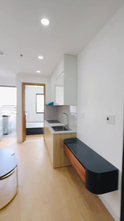 Căn hộ cho thuê Lĩnh Nam, Hoàng Mai 2PN-2WC - Full nội thất tiện nghi chỉ 11 triệu!