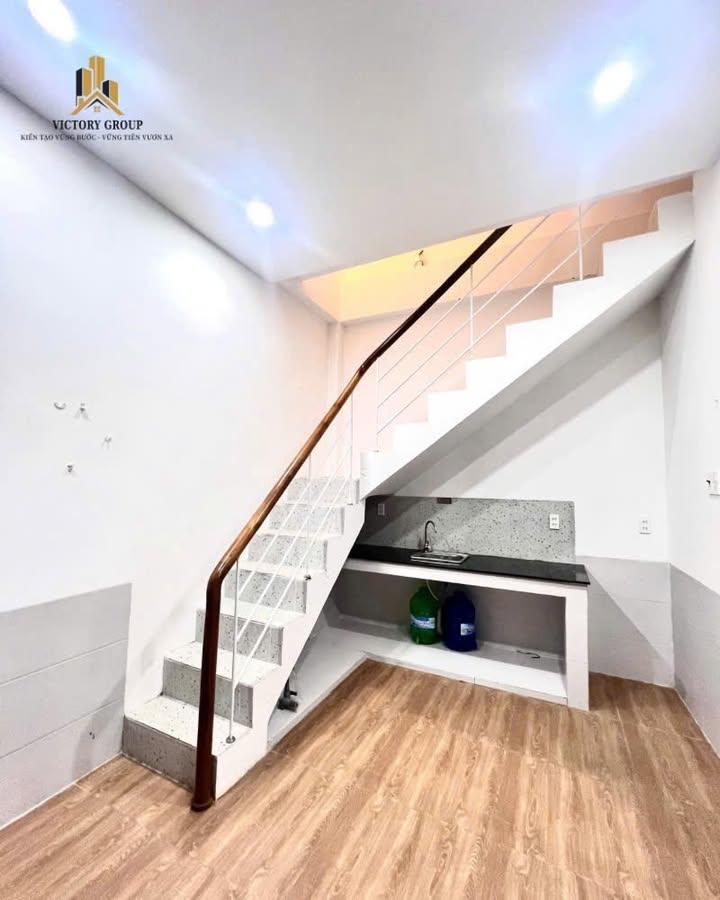 Nhà mặt tiền hẻm đường 3/2, Ninh Kiều, Cần Thơ - Giá chỉ 4.5 triệu/tháng!