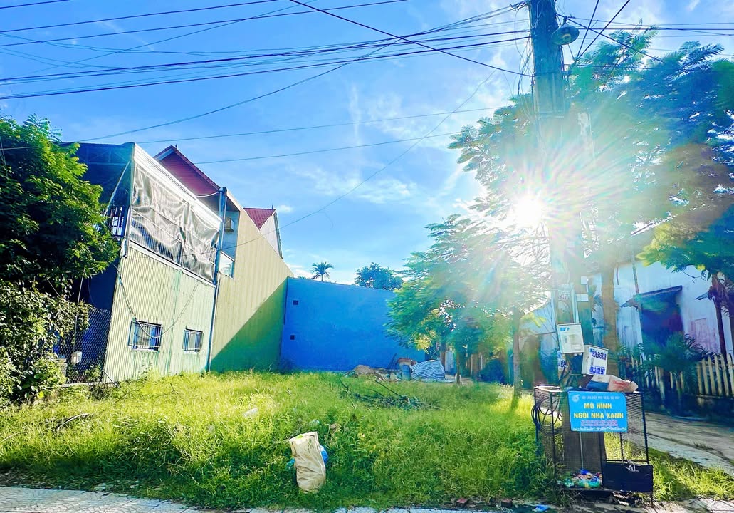 Đất nền Hòa Tiến Đà Nẵng 200m² giá chỉ 700 triệu - Cơ hội đầu tư hiếm có!