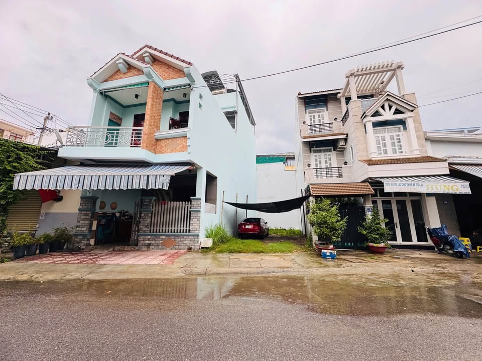 Bán nhà mặt tiền đường Nguyễn Bặc Nha Trang 77m² giá 5.75 tỷ - Sổ hồng trao tay!