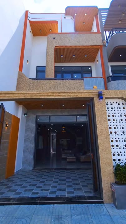 Nhà phố KDC mới tại KCN Cầu Tràm, Long An 125m² giá 3.2 tỷ - Sổ hồng riêng, xây dựng chắc chắn!