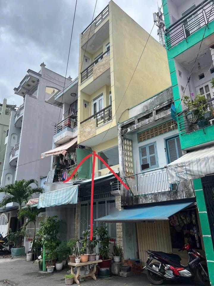 Nhà riêng đường Phạm Văn Chí Quận 6 33m² giá 6.3 tỷ - Sẵn sàng vào ở ngay!