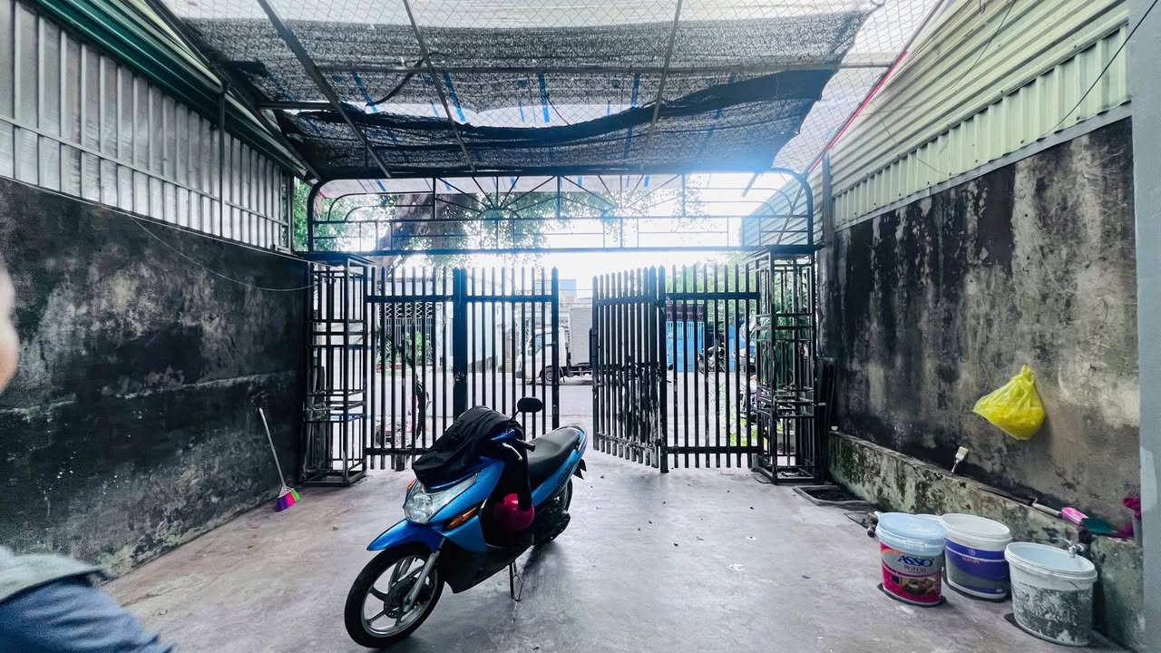 Nhà thuê mặt tiền chợ Mai Hắc Đế, Buôn Ma Thuột 100m² chỉ 5.5 triệu/tháng - Phù hợp làm văn phòng và ở