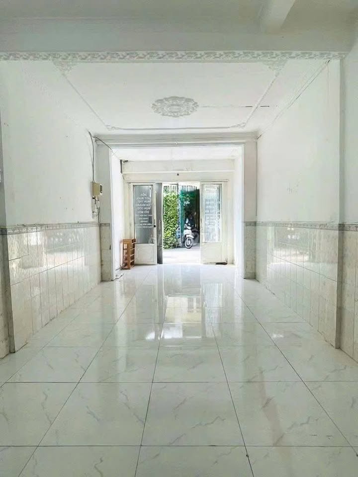 Nhà cho thuê mặt tiền nội bộ Minh Phụng 38m² giá 12 triệu - Thích hợp cho gia đình và kinh doanh!