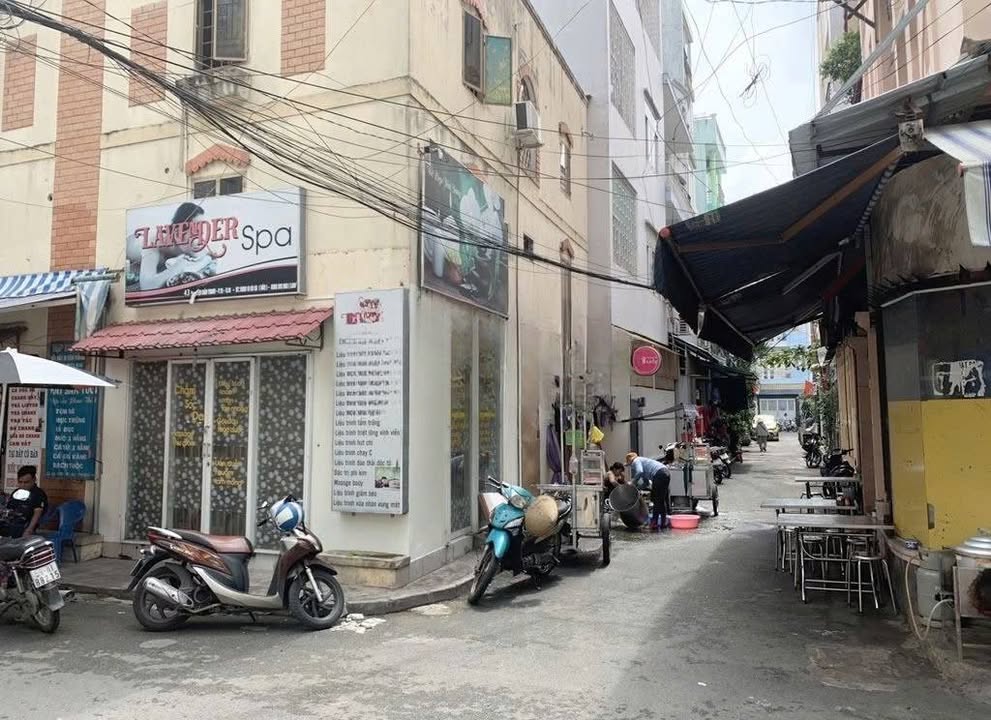 Nhà nguyên căn hẻm xe hơi Nguyễn Giản Thanh, Quận 10, 30m² chỉ 6.5 triệu/tháng - Sẵn sàng vào ở!