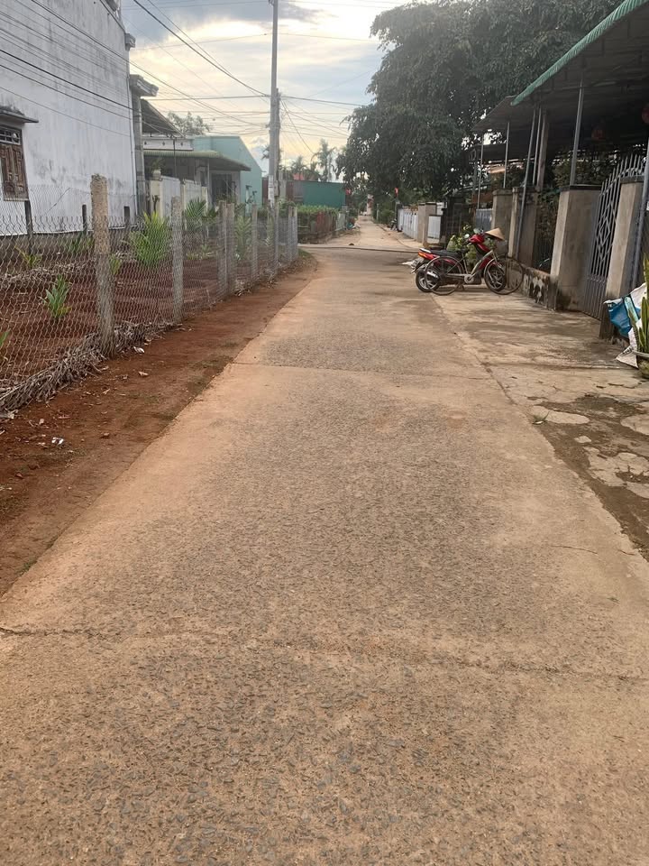 Đất nền Hòa Tiến 185m² giá 700 triệu - Sổ hồng chính chủ, pháp lý rõ ràng!