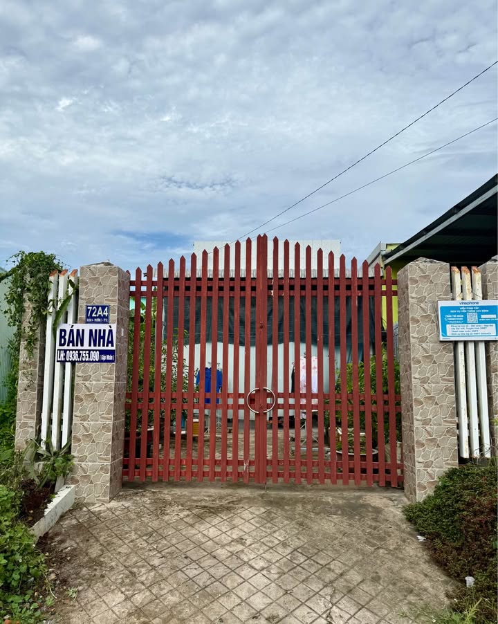 Nhà mặt tiền khu phố 4, phường 3, TP Vĩnh Long 137m² giá 3.013 tỷ - Vị trí đắc địa, thích hợp đầu tư!