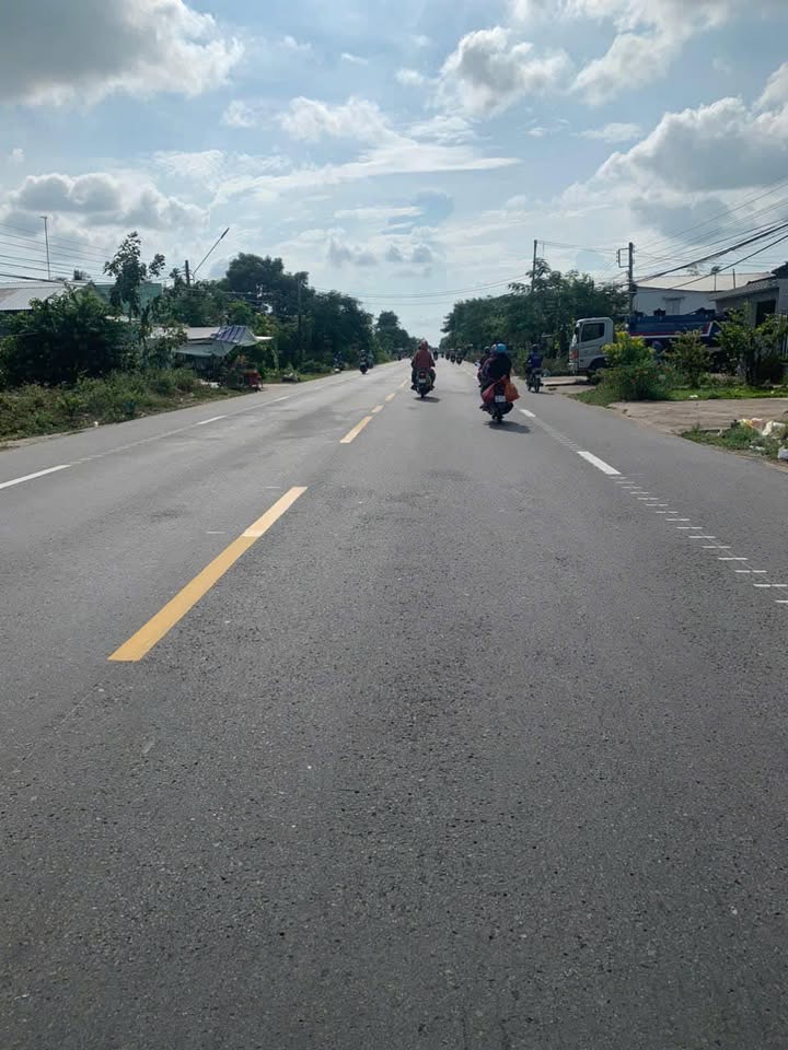 Đất nền tại Quốc lộ 1A, Thạnh Phú, Mỹ Xuyên 517m² giá 5.17 tỷ - Đầu tư sinh lời ngay lập tức!