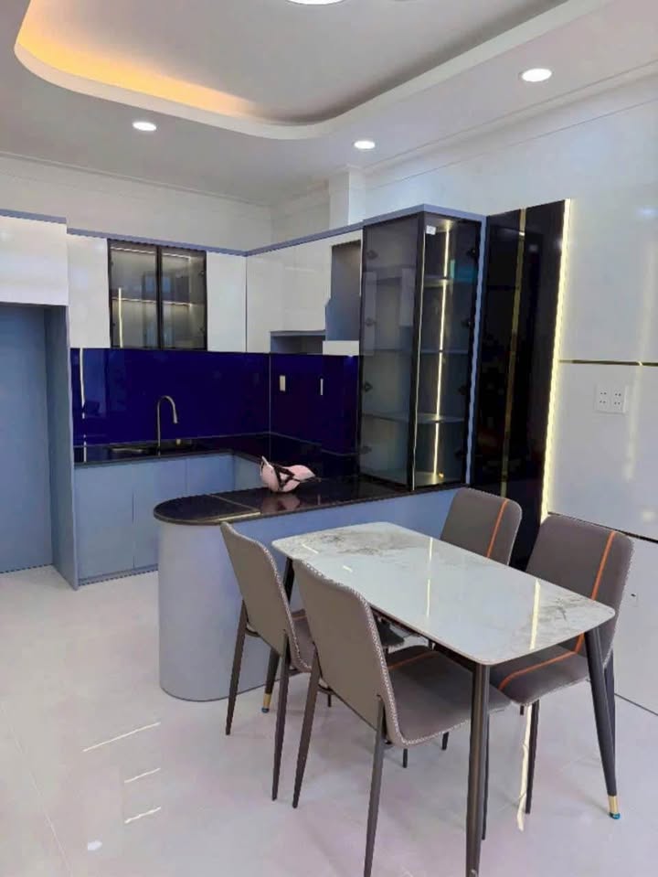 Nhà 1 Trệt 1 Lầu Hẻm 3 Gác Phường 1 Vĩnh Long 44m² giá 1.89 tỷ - Chính chủ bán gấp!