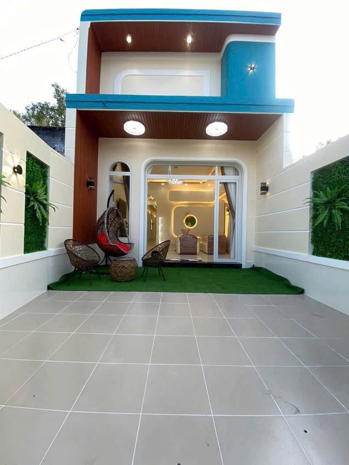 Nhà mới 3 phòng ngủ đường Hoàng Hoa Thám, TP Vĩnh Long giá 2.1 tỷ - Sẵn sàng vào ở!