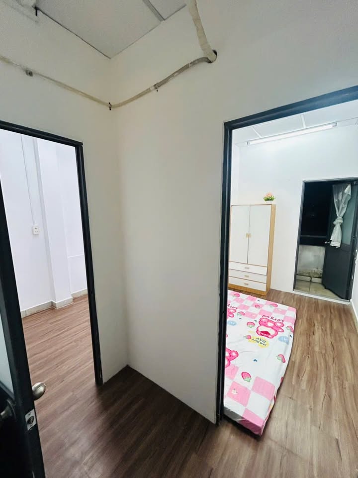 Căn hộ cho thuê 2PN 40m² tại 465 Nguyễn Văn Công - Full nội thất, an ninh đảm bảo!