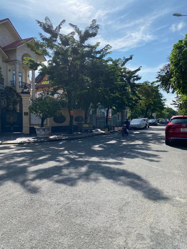 Đất nền 70m² Đường 10m Tăng Nhơn Phú B, Thủ Đức - Giá chỉ 5 tỷ, Sổ riêng chính chủ!