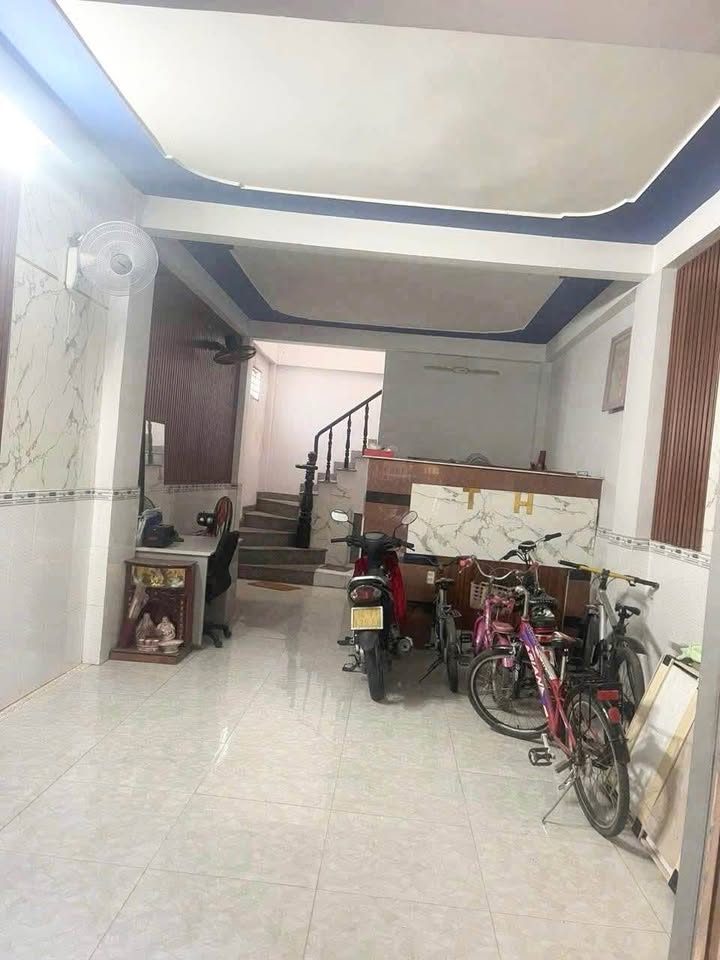Nhà phố Tân Vĩnh Hiệp, Tân Uyên 50m² giá 700 triệu - Sổ đỏ chính chủ!