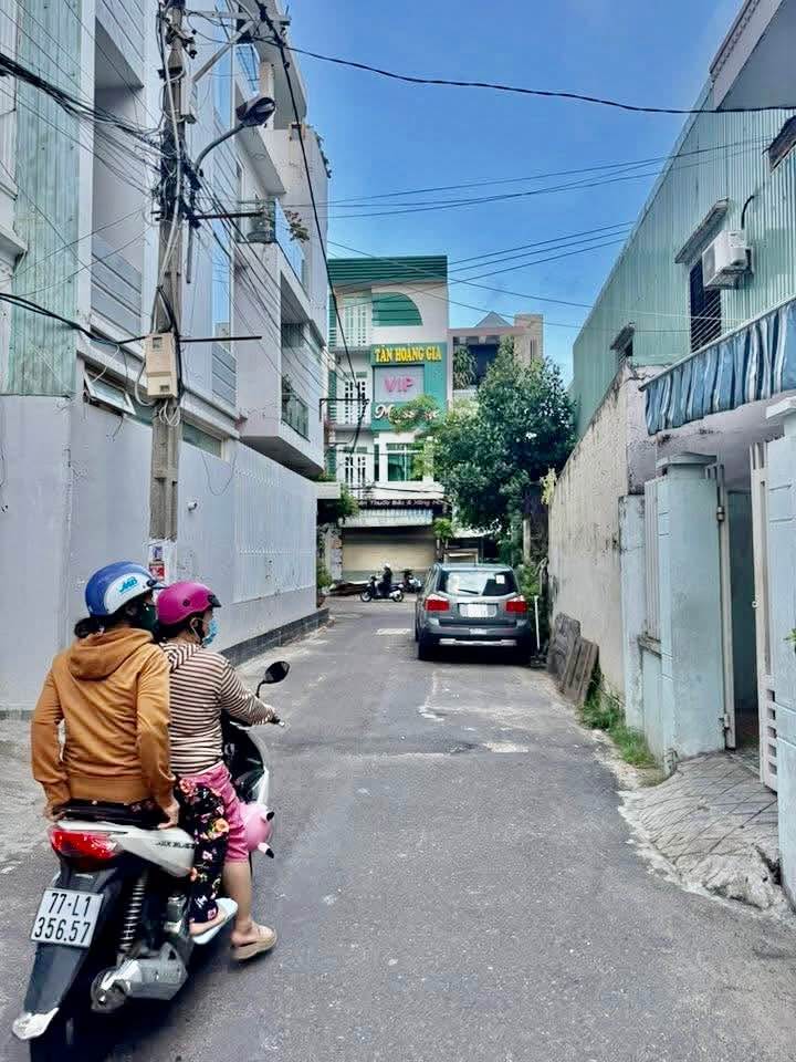 Nhà bán gần biển Ngô Mây, P. Nguyễn Văn Cừ 87m² giá 5 tỷ - Ô tô vào tận nhà!