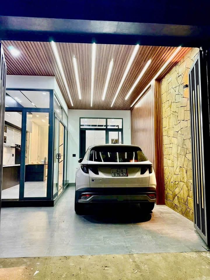 Nhà mặt tiền Nayder, Buôn Ma Thuột 78m² giá 4.99 tỷ - Nội thất xịn sò, sẵn sàng vào ở!