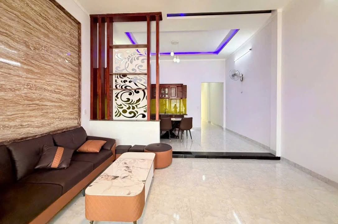 Nhà hẻm 434/69, Y Moan, Buôn Ma Thuột 105m² giá 2.5 tỷ - Dọn vào ở ngay!