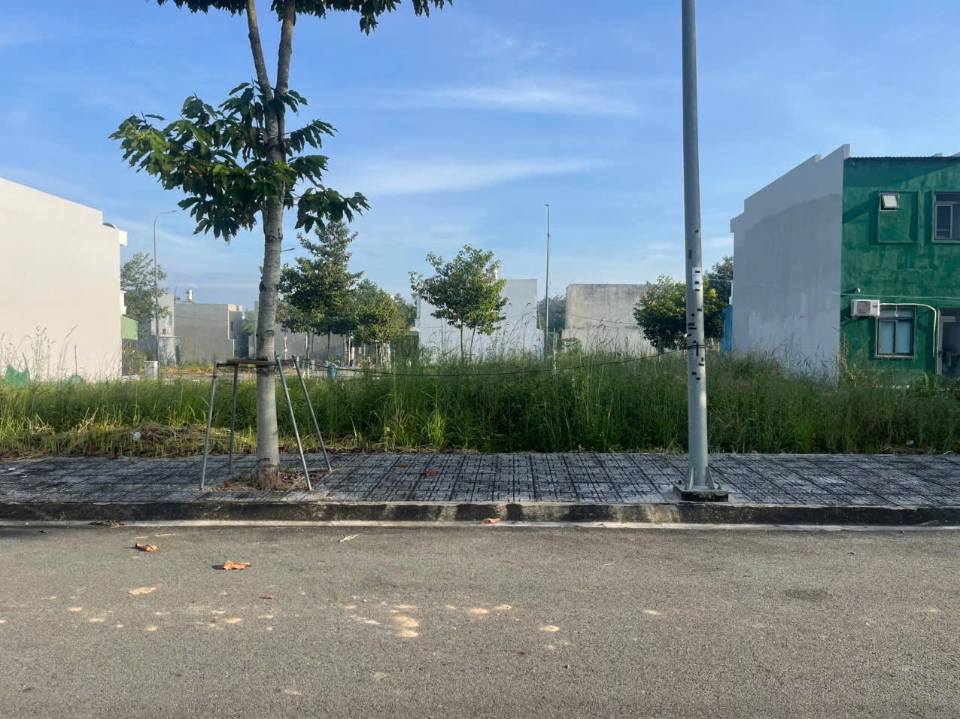 Đất nền Vĩnh Tân 63m² giá 1 tỷ - Sổ hồng chính chủ, full thổ cư!