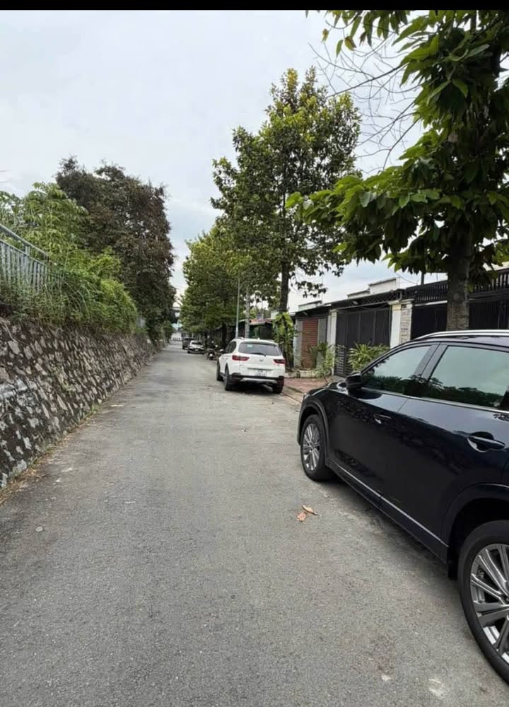 Nhà KDC Hiệp Thành 3, Thủ Dầu Một 100m² giá 3.75 tỷ - Thiết kế hiện đại, sẵn sàng vào ở!