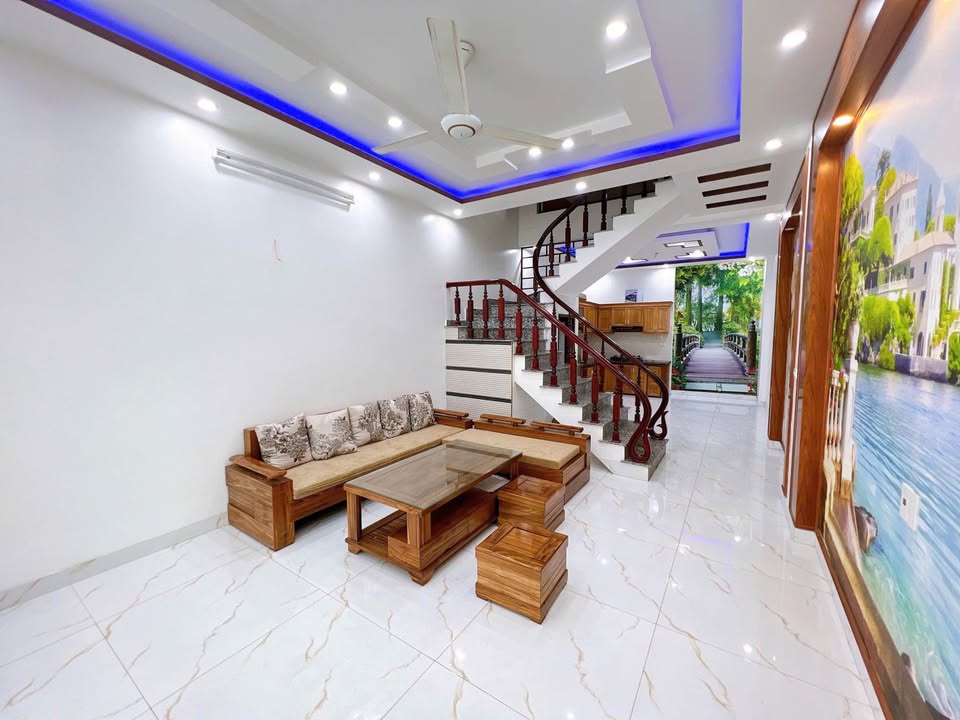 Nhà phố Phú Thuận, Quận 7 67m² giá thỏa thuận - Nhà mới full nội thất, xe hơi vào tận nơi!