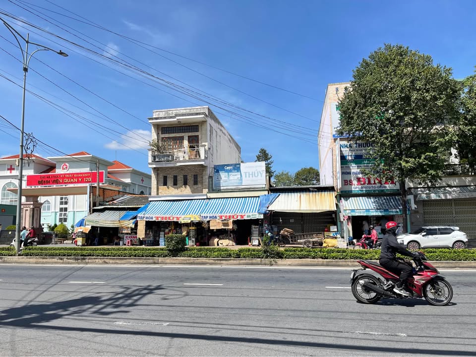 Bán Mặt tiền đường Nguyễn Thị Thập, Mỹ Tho 97m² giá 4 tỷ - Đầu tư sinh lời ngay!