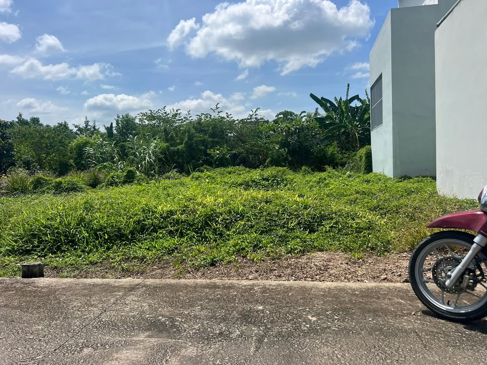 Đất nền Gò Công 98.7m² giá 900 triệu - Đất thổ cư, tiện xây dựng ngay!