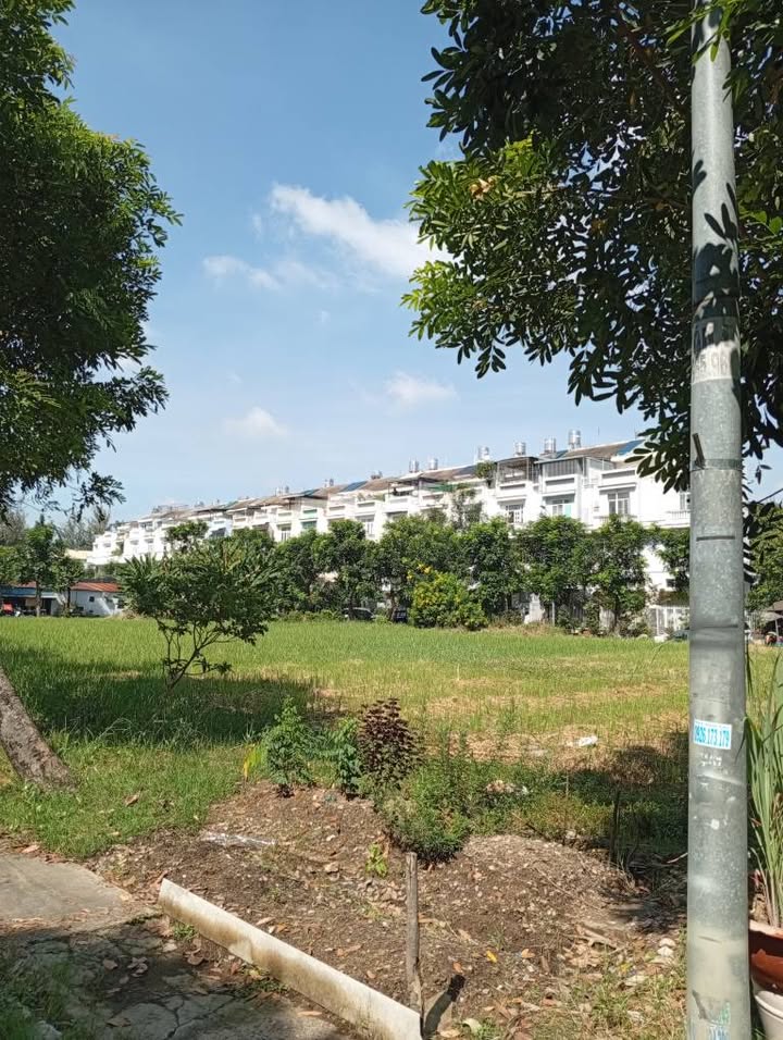 Nhà mặt tiền KDC Green Life 13C Bình Chánh 90m² giá 11.2 tỷ - Cơ hội đầu tư hiếm có!