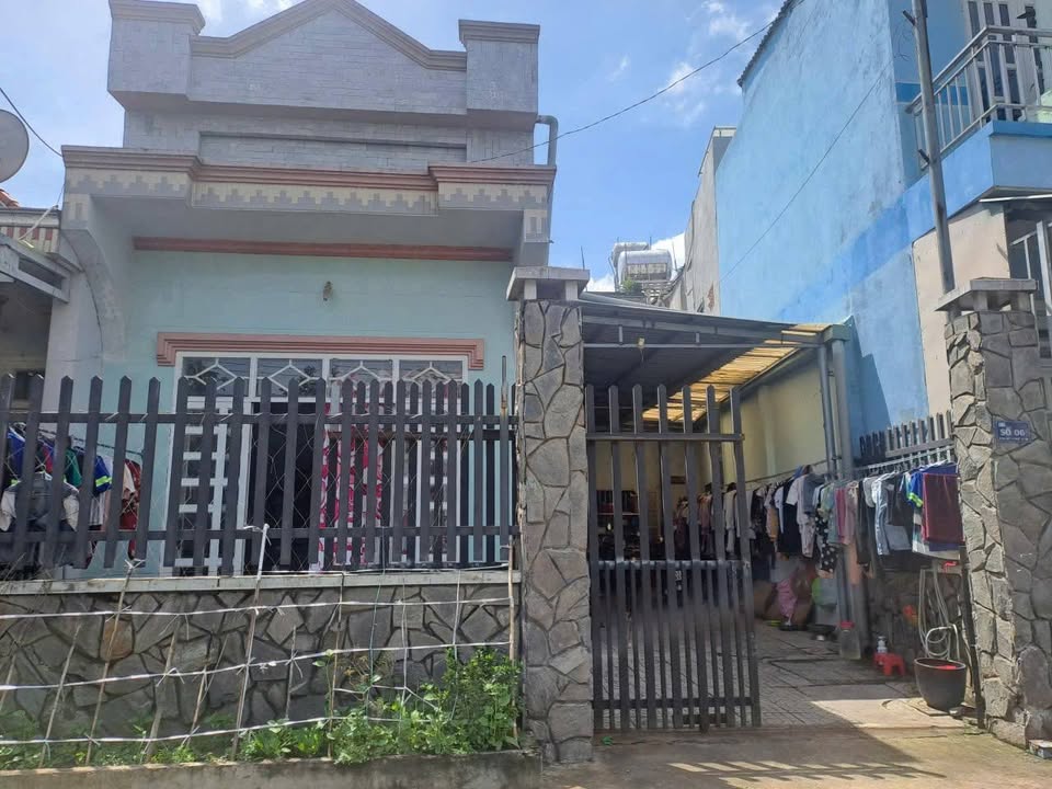 Nhà cho thuê đường DX038, Phú Mỹ - 2 Phòng ngủ, Giá 6 triệu/tháng