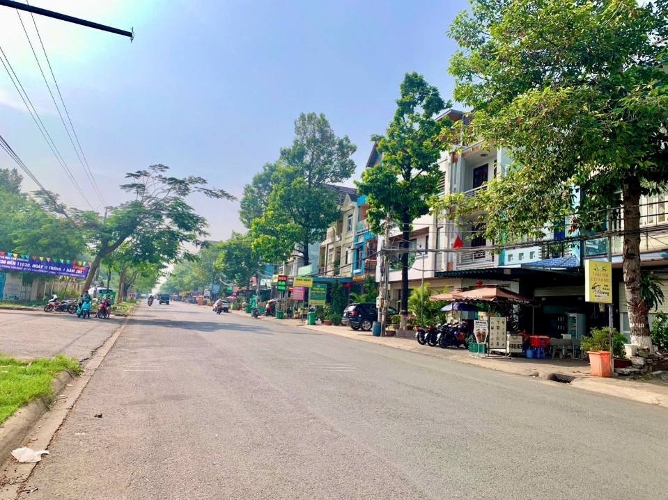 Nhà mặt tiền KDC Đinh Thuận, Biên Hòa 95m² giá 7.3 tỷ - Kinh doanh sầm uất!