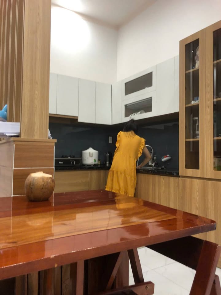 Nhà phố Trảng Dài, Biên Hòa 100m² chỉ 2.1 tỷ - Sổ hồng riêng, tặng nội thất!