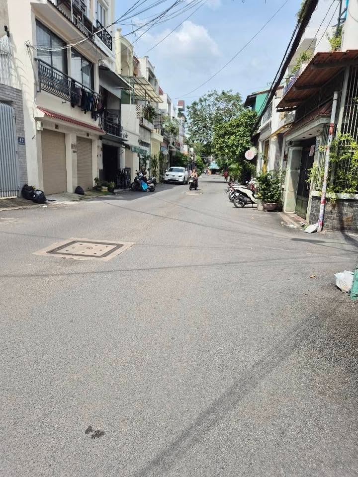 Căn hộ dịch vụ mặt tiền Nguyễn Văn Khối Gò Vấp 393m² giá 13.8 tỷ - Dòng tiền ổn định 40 triệu/tháng!