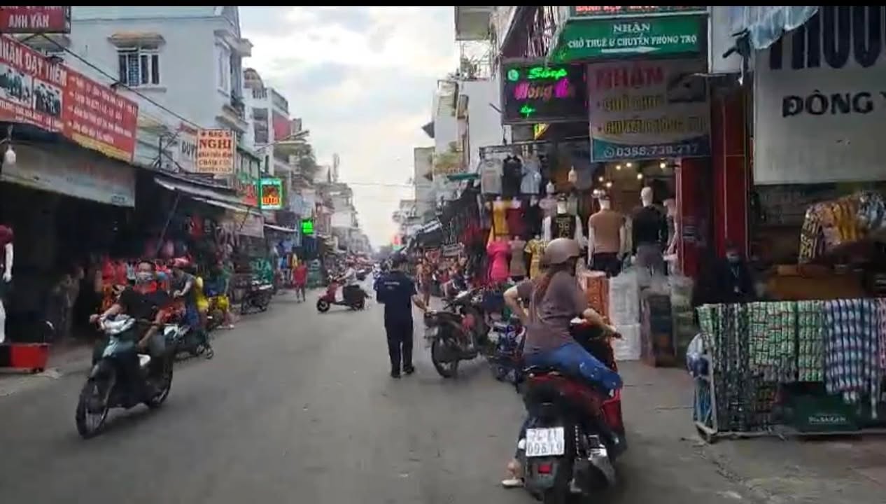 Nhà mặt tiền chợ 550, Bình Hòa 150m² giá 6.6 tỷ - Kinh doanh đa ngành nghề ngay lập tức!