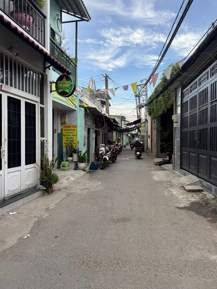 Nhà mặt tiền hẻm 103 Nguyễn Thị Thập, Tân Phú, 19m² - Vị trí kinh doanh đắc địa!