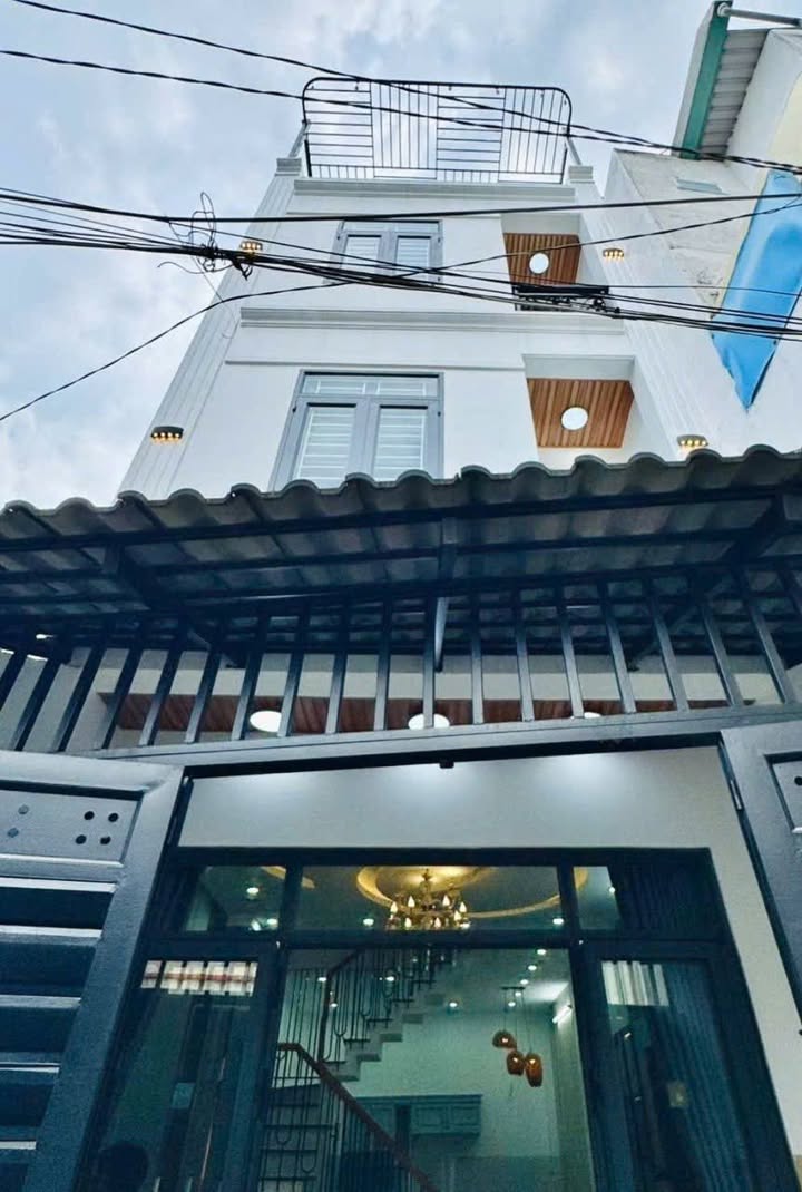 Nhà chính chủ Gò Vấp 45m² giá 5.85 tỷ - Vị trí đẹp sát mặt tiền