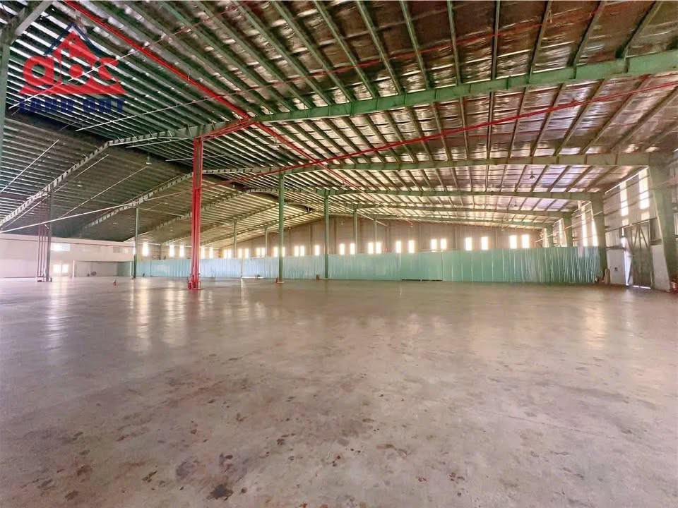 Kho cho thuê 10.000m² Bùi Văn Hoà, Biên Hòa - An ninh 24/24, giá 80 triệu/tháng