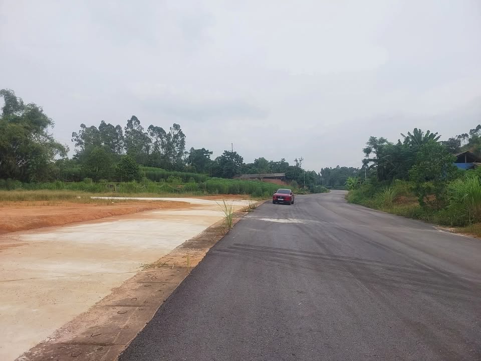 Đất mặt đường tỉnh 325B, Phù Ninh, 100m², chỉ 1 tỷ - Cơ hội đầu tư hấp dẫn!