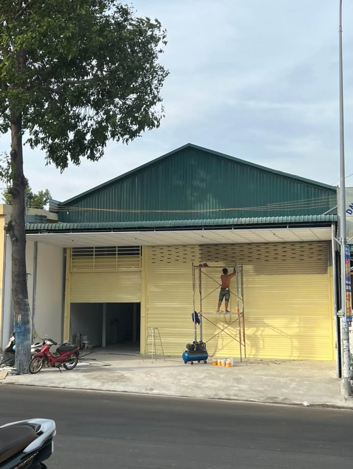 Nhà mặt tiền Trần Quý Cáp, Tuyên Quang, 252m² giá 9.534 tỷ - Chính chủ bán gấp!