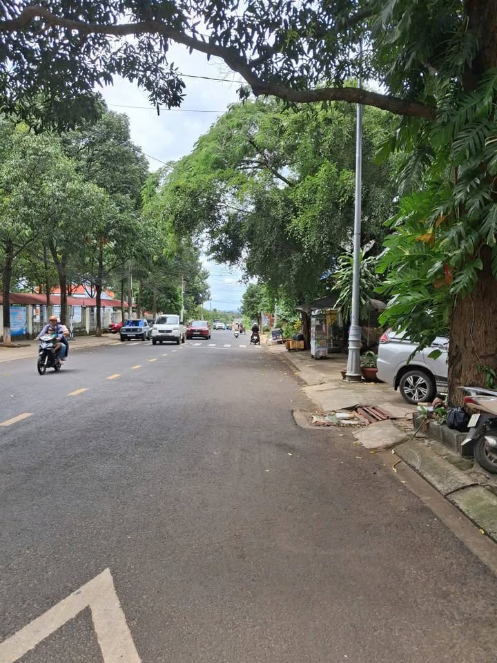 Mặt tiền kinh doanh đường Thủ Khoa Huân 125m² giá 4.9 tỷ - Đối diện trường học, thuận tiện buôn bán!