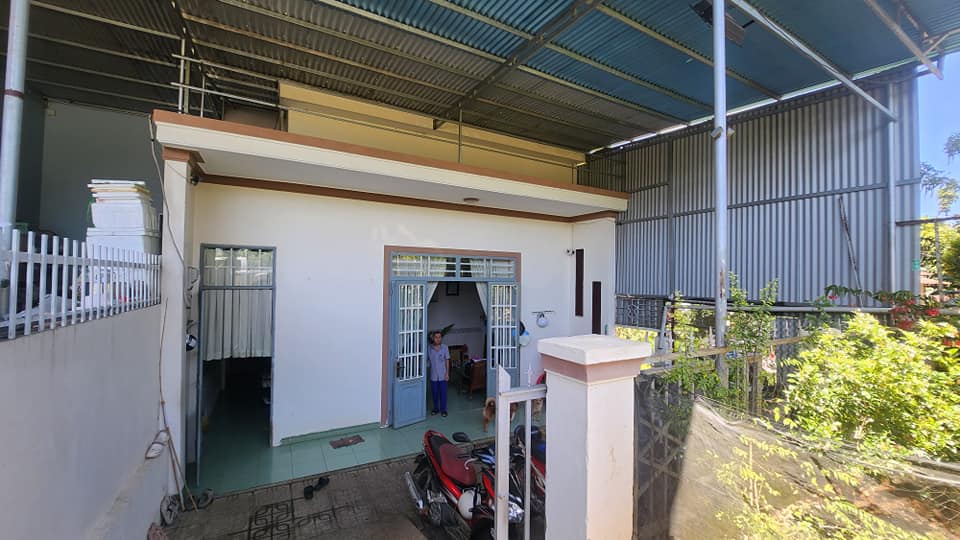 Nhà phố Bảo Lộc 221m² giá 2.8 tỷ - Đường lớn, tiện ích đầy đủ!