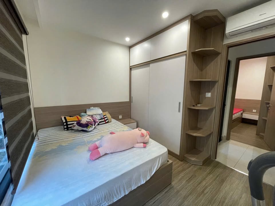 Căn hộ Vinhomes Smart City 63m² giá 12 triệu - View đẹp, tiện ích đầy đủ!