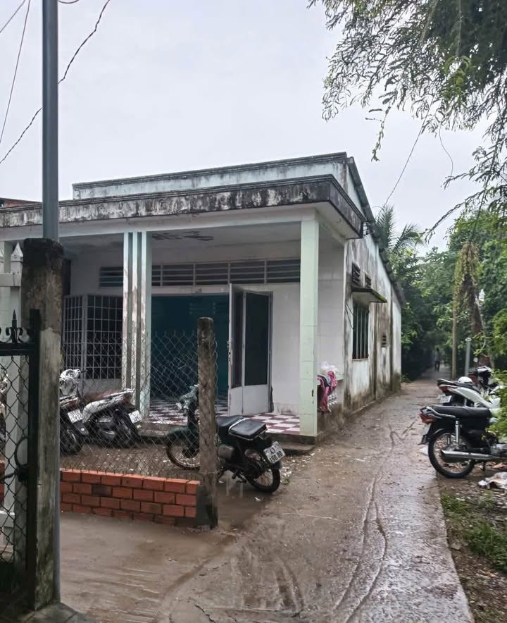 Nhà bán tại xã Tân Thạch, Châu Thành, Bến Tre - 103m² giá chỉ 590 triệu!