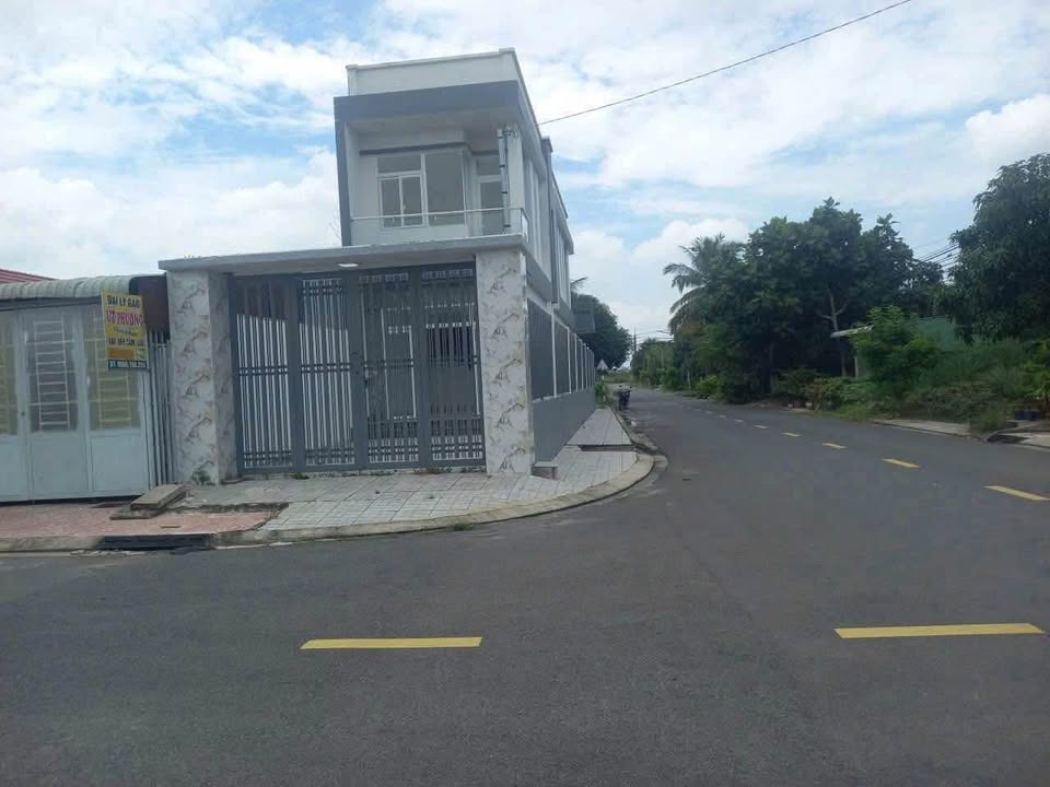 Nhà 2 mặt tiền Huỳnh Tấn Phát, Ninh Thạnh, 145m² giá 2.5 tỷ - Đầu tư sinh lời!