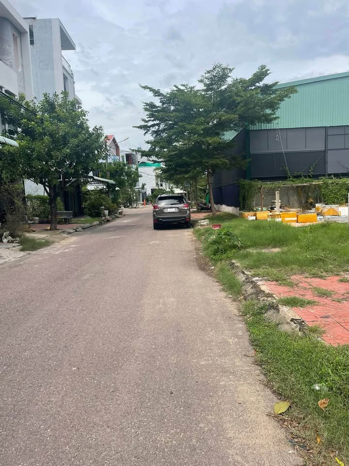 Đất đường Trần Văn Dũng, Đống Đa, 79m² giá 3 tỷ - Vị trí tiềm năng đầu tư!