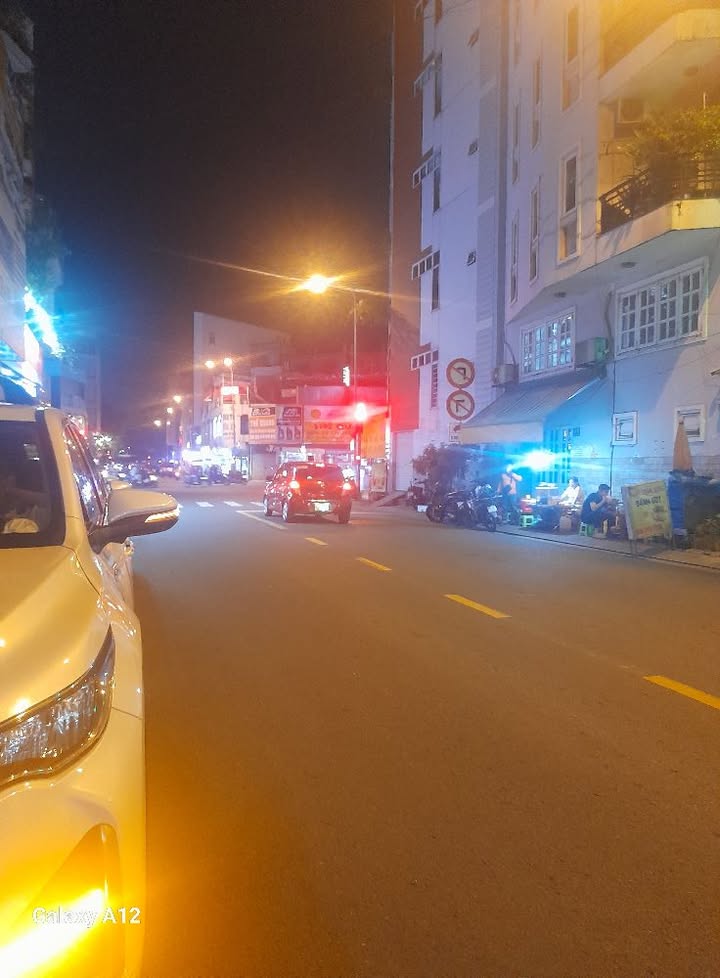 Nhà mặt tiền kinh doanh Tân Hương 115m² giá 8 tỷ - Đầu tư sinh lời ngay!