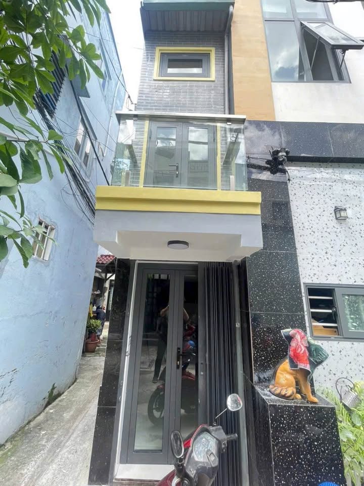 Nhà hẻm xe hơi 1/ Tân Thành, Q. Tân Phú 8m² giá 1.39 tỷ - Chính chủ bán gấp!